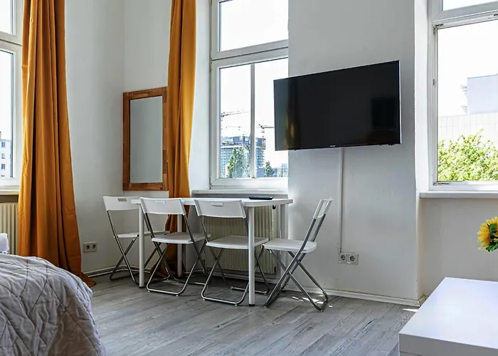 Charming 3 Bedroom Urban Retreat In Center ウィーン