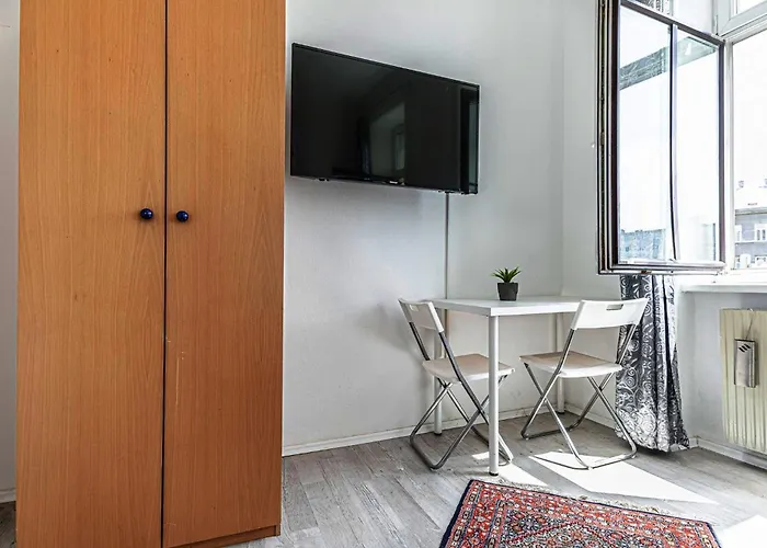 アパート Charming 3 Bedroom Urban Retreat In Center