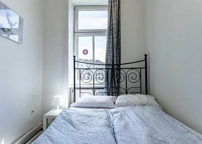 Charming 3 Bedroom Urban Retreat In Center ウィーン