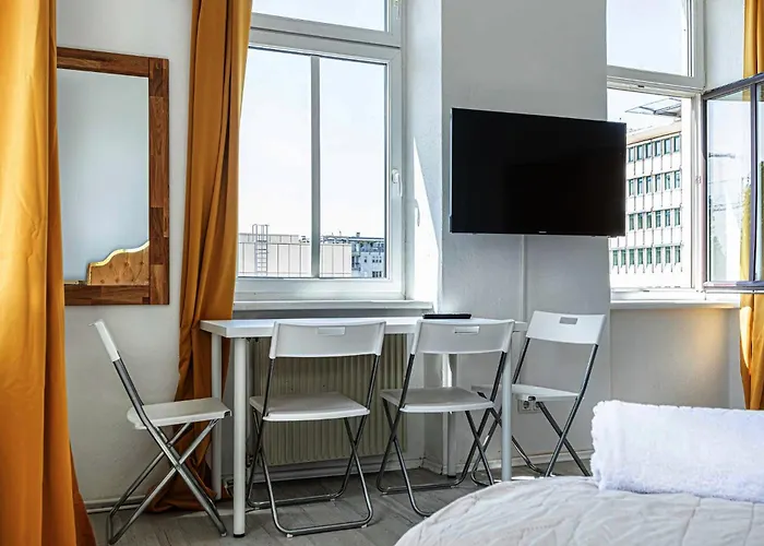 アパート Charming 3 Bedroom Urban Retreat In Center ウィーン